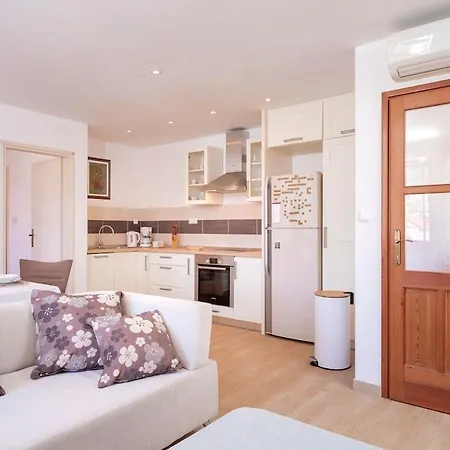 Apartment Everything Just A Few Steps Away Hvar Town
